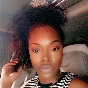 Meet your Posher, Sierra